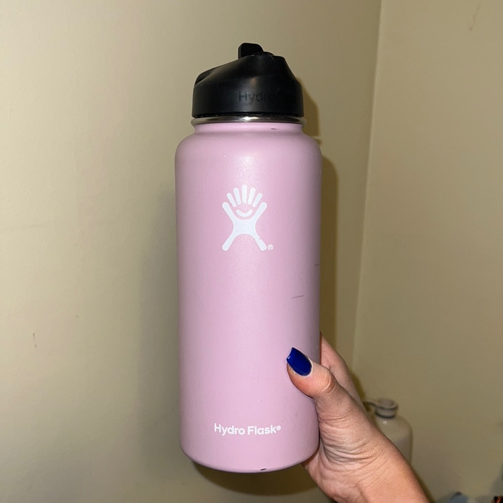 Lilac 32 oz HydroFlask